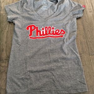 Women’s Philadelphia Phillies ‘47 Brand T-Shirt size small